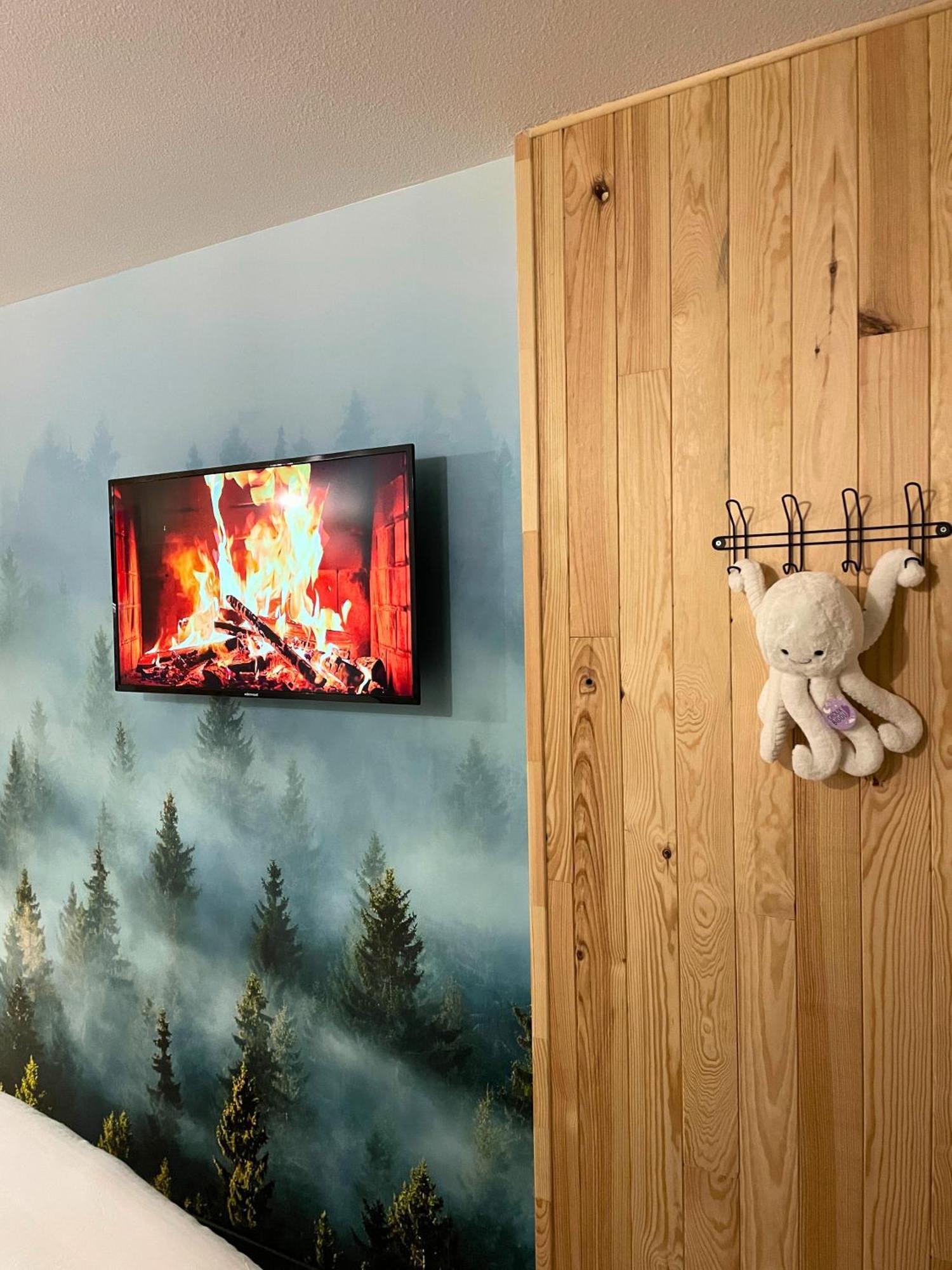 Chalet Studio Premium, Wifi, Chaleureux Lourdes Extérieur photo