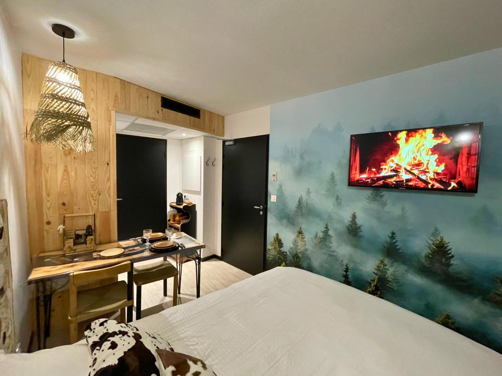 Chalet Studio Premium, Wifi, Chaleureux Lourdes Extérieur photo